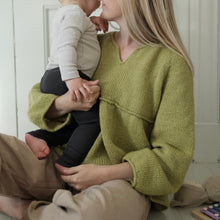 Load image into Gallery viewer, Spire Blouse - Fremstrikk 2023 - English