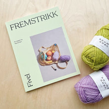 Load image into Gallery viewer, Spire Blouse - Fremstrikk 2023 - English