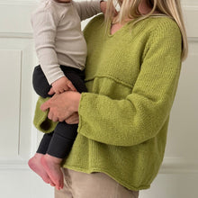 Load image into Gallery viewer, Spirebluse - Fremstrikk 2023 - Dansk