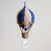 Load image into Gallery viewer, Aftens luftballong no1 - dansk
