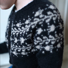 Load image into Gallery viewer, Overvintring cardigan junior - English