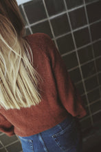 Load image into Gallery viewer, Daglig Sweater - English