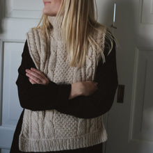 Load image into Gallery viewer, Fridagsslipover - dansk
