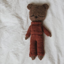 Load image into Gallery viewer, Bobbo the bear - English