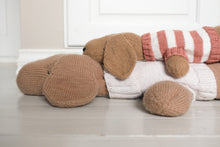 Load image into Gallery viewer, Dag & Dagny