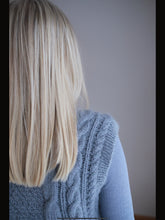 Load image into Gallery viewer, Fridagsvest - ingriddyb x aftenstrikk - dansk