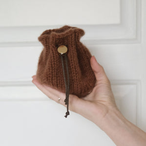 Knitted knitting bags - English