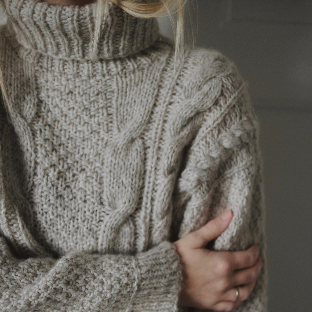 Fridag sweater - English